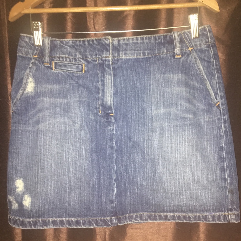 Women’s distressed jean skirt